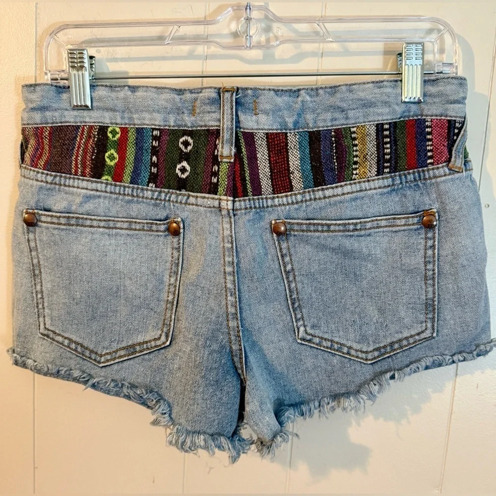 Free People Tribal Denim Cutoff Shorts Size 26 - Picture 8 of 10